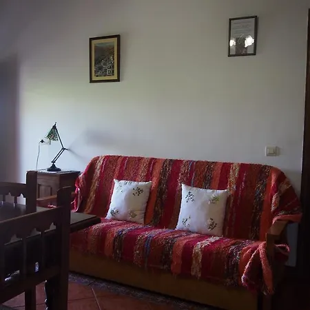 El Huerto De Lobras